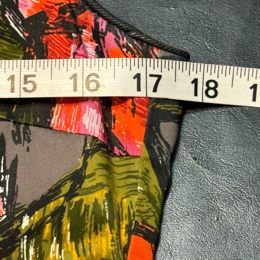 Trina Turk Sheath Sleeveless Dress Silk Blend Floral Print size 10 - Picture 9 of 13